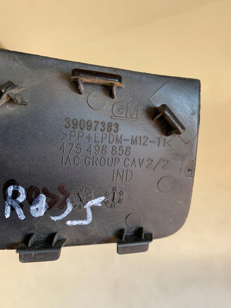 фото №3, Заглушка бампера фаркоп 39097383 opel crossland