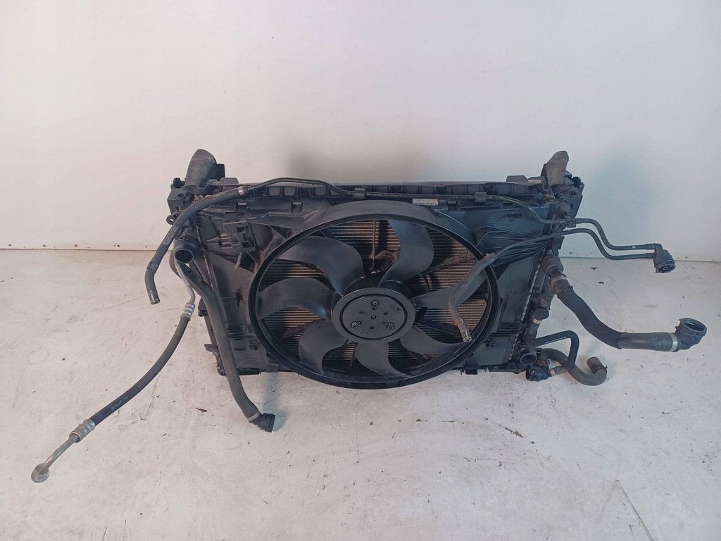 фото №8, Mercedes e w213 213 2.0 усилитель pas передний радиатор 2136200130