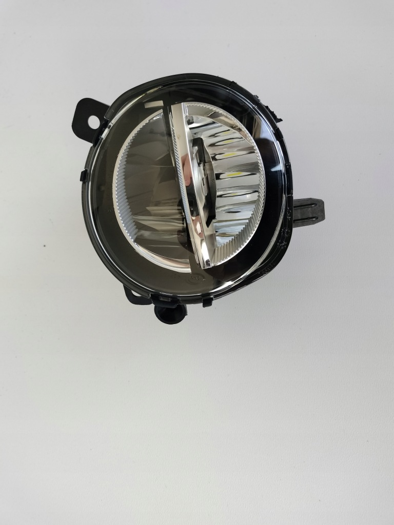 фото №1, Противотуманная фара левый bmw 1 f20 f21 3 f30 f31 led