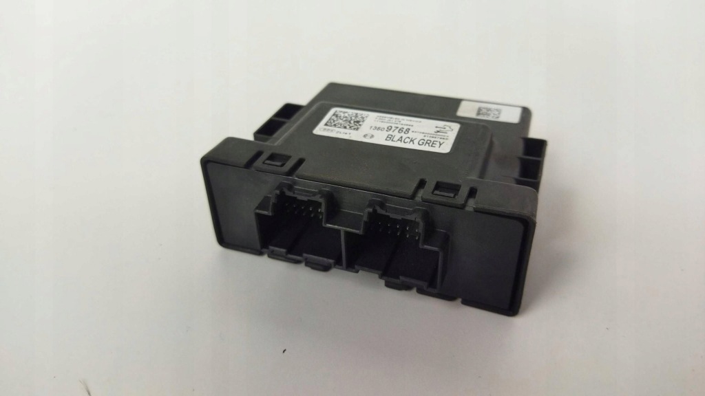 фото №1, Chevrolet camaro 16+ модуль паркування pdc 13509768