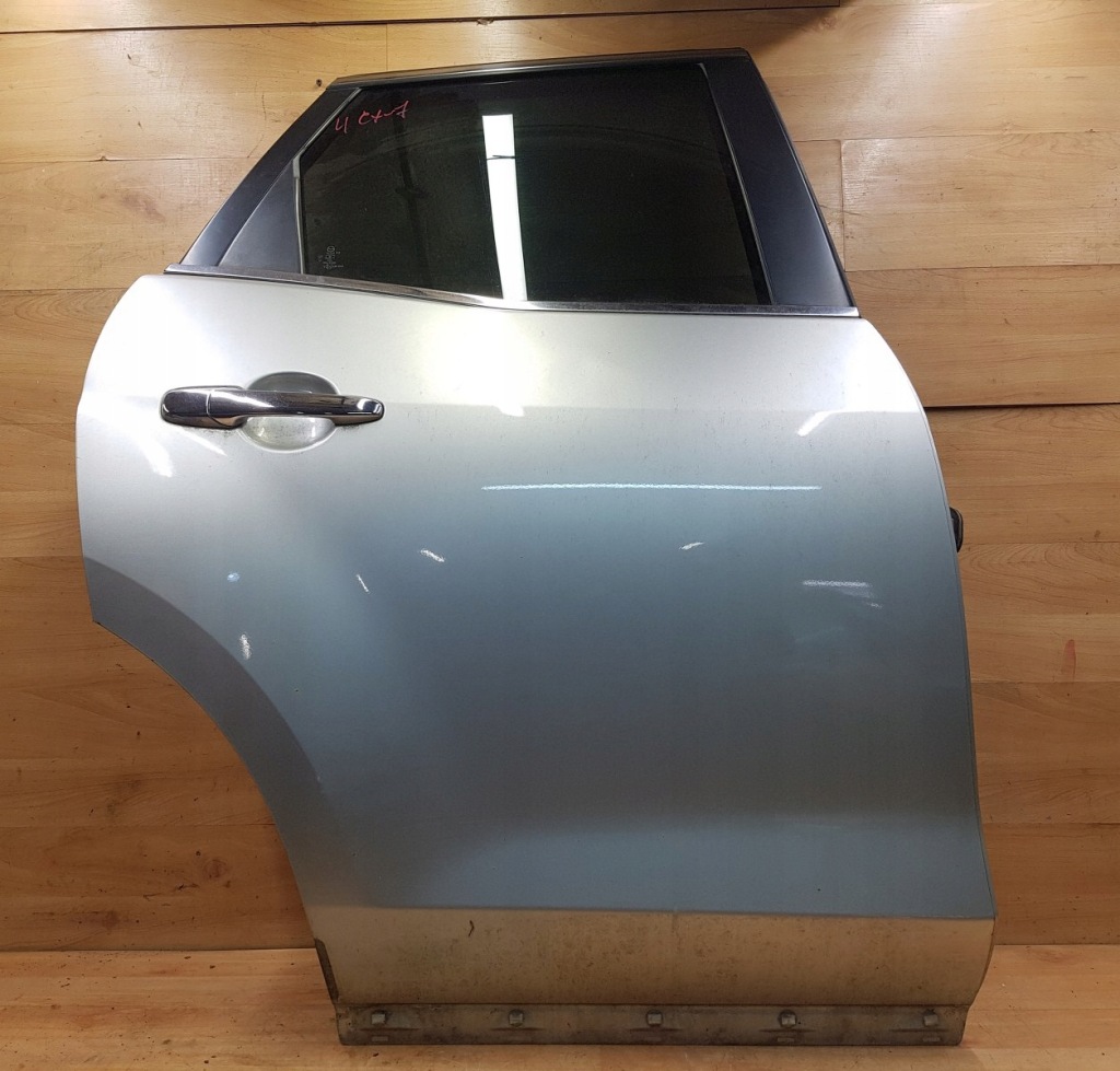 Купить Дверь задняя задняя правое  mazda cx-7 коплектная