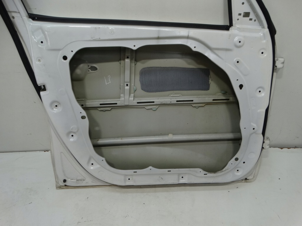 фото №13, Дверь левый перед kia carens iv 13-19r. kod : d1