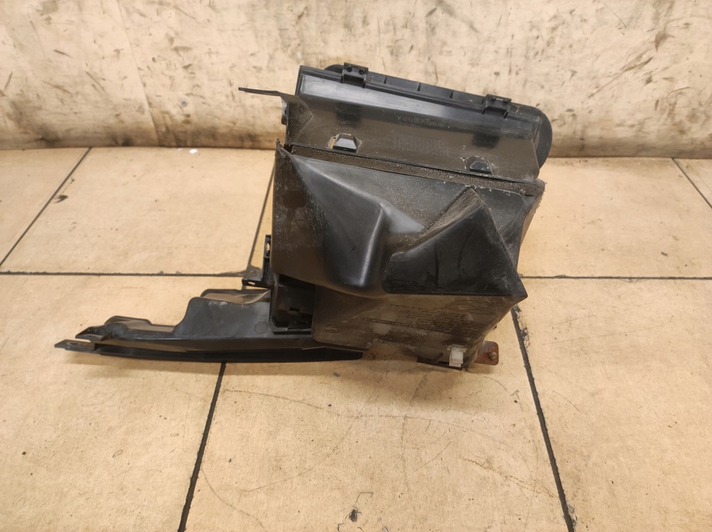 фото №5, Канал впуск воздуха кабины peugeot ion electric eu