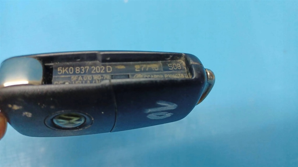 фото №3, Vw golf vi ключ pilot 5k0837202d