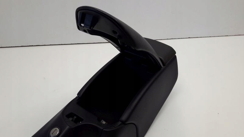 Porsche carrera 996 coupe подлокотник туннель средний Киев