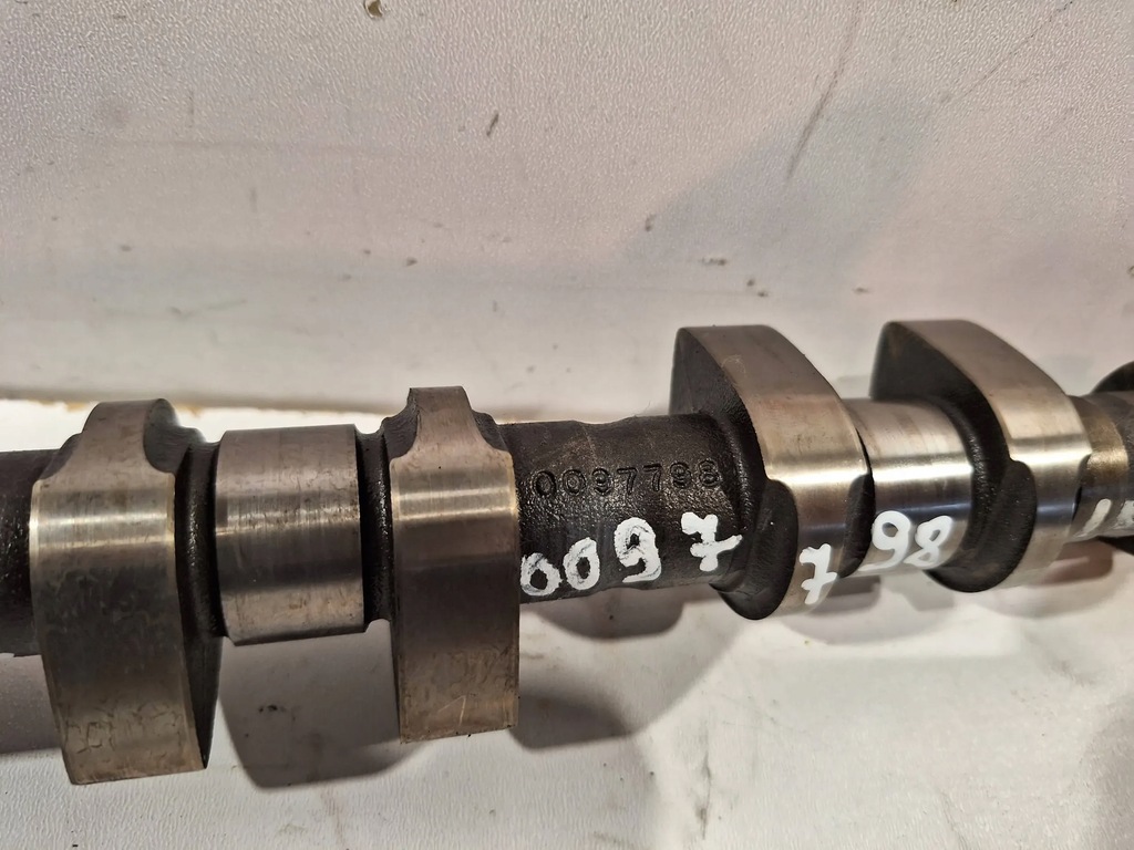 фото №5, Вал распределительного вала выпускной 0097798 opel astra h 1.8 16v 04-