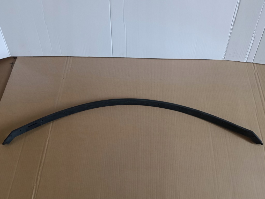 Прокладка решетка капот 53395-60040 toyota land cruiser в Украине