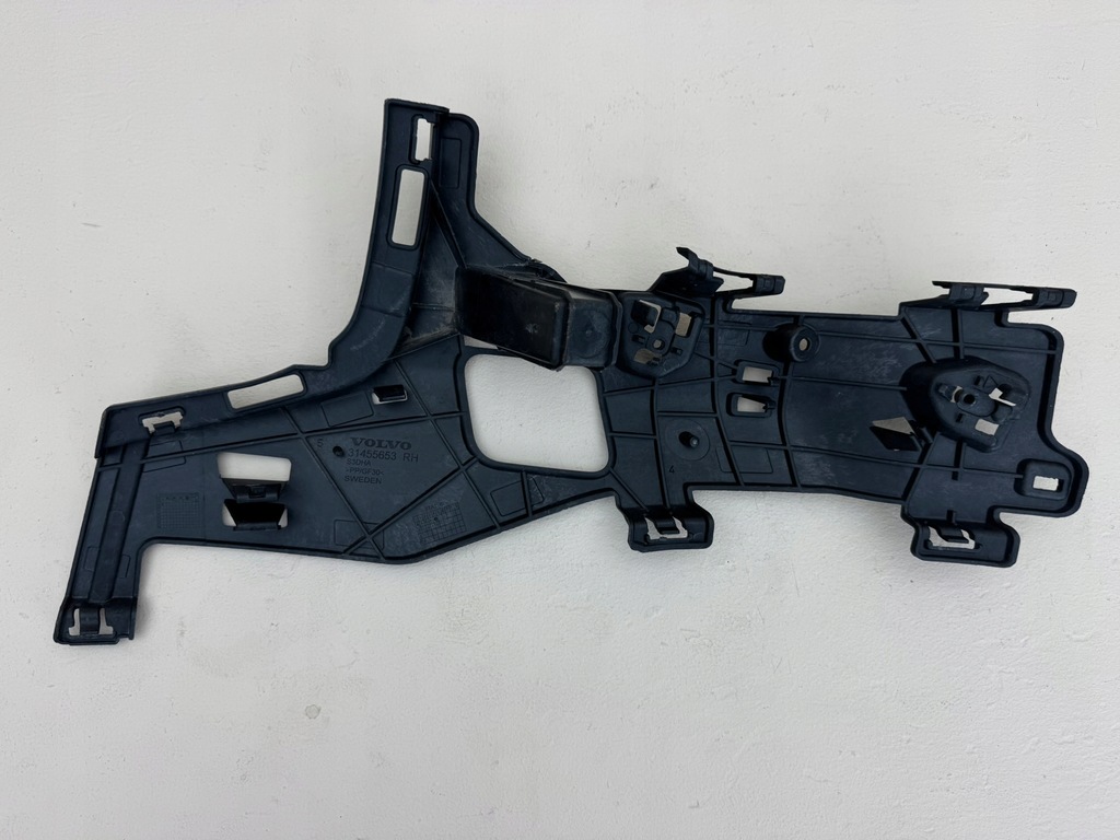 фото №12, Volvo s60 3 iii 18r- направляющая кронштейн бампера правый перед правое 31455653