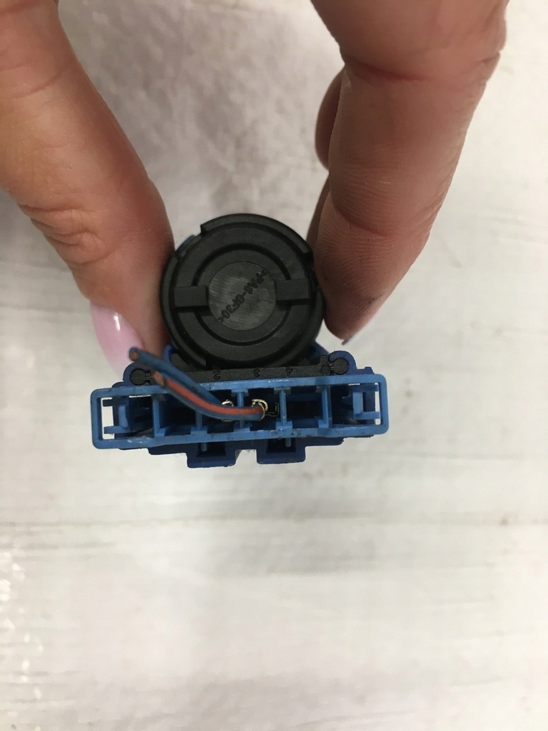 фото №14, Датчик сцепления vw polo iv 9n 1j0927189e