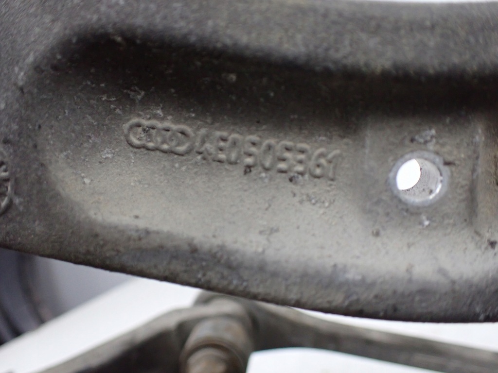 фото №13, Поворотный кулак рычаги правый задняя audi s8 d3 5.2 03428921, 4e0505361