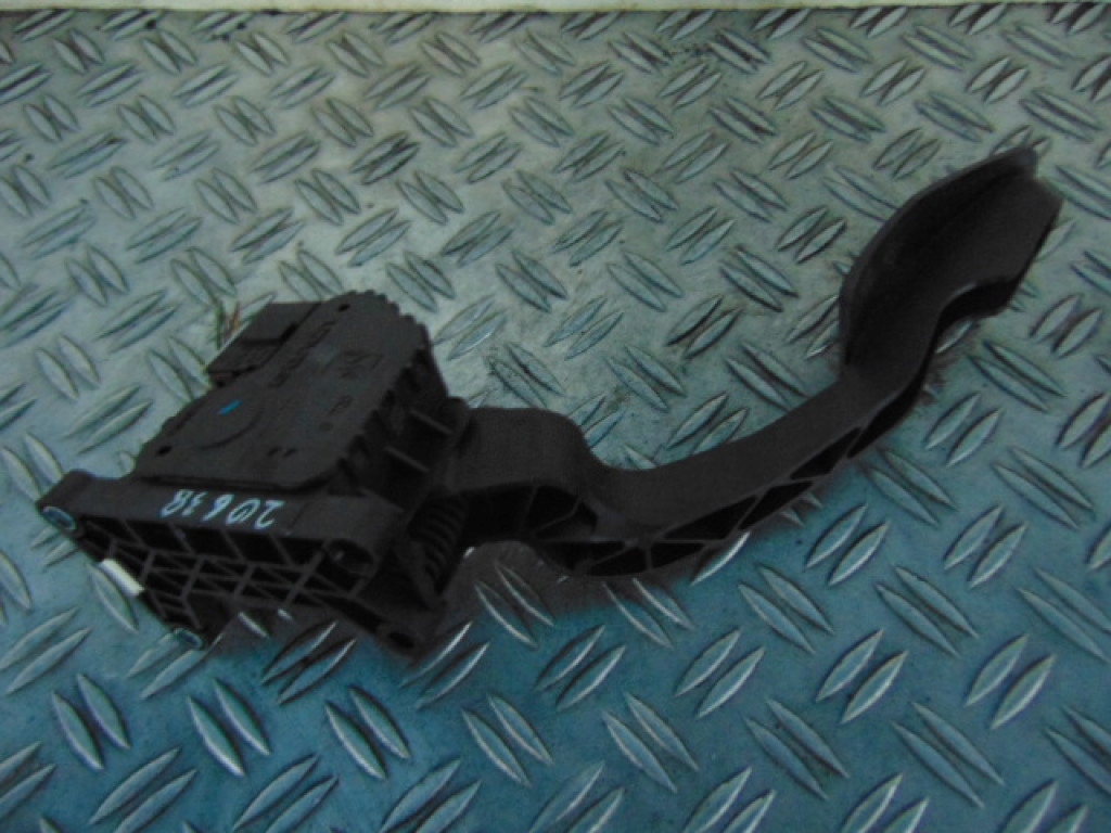 фото №1, Opel corsa d педаль газа потенциометр 13305804