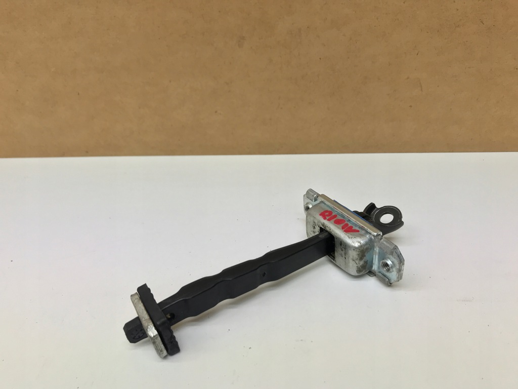 фото №1, Kia rio iv 4 ограничитель дверь левый перед