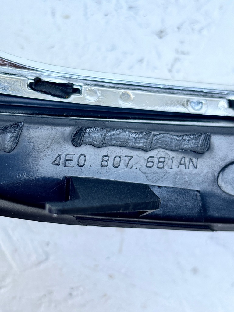 фото №9, Audi a8 d3 lift ліва решітка радіатора заглушка бампера 4e0807681an