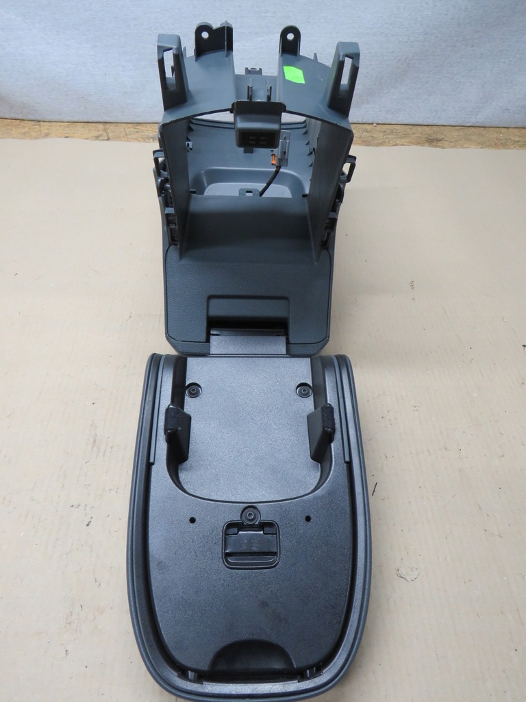 фото №6, Ford c-max ii mk2 підлокітник