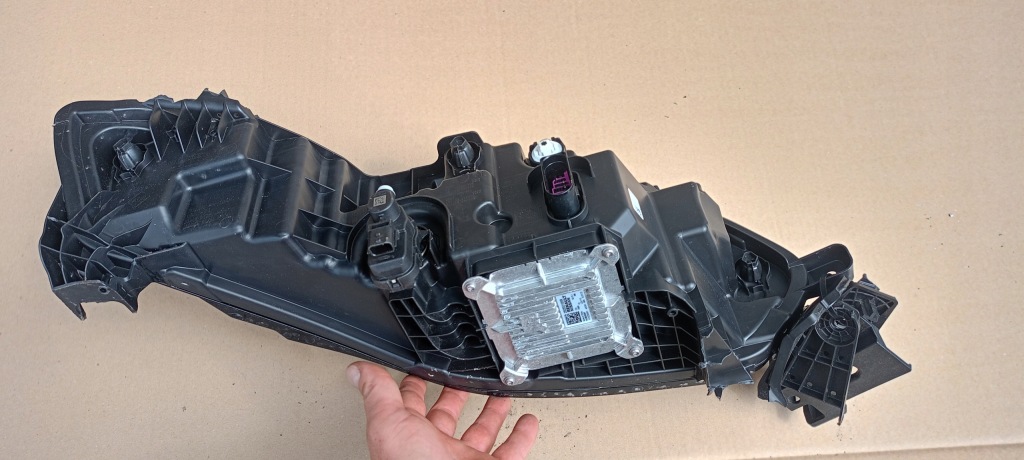 Фара перед передня ліва renault megane e-tech 22-24rok full led 260606256r Доставка