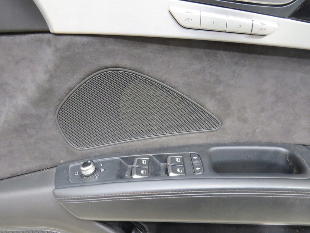 фото №4, Обшивка обивка дверь правый перед audi a8 d4