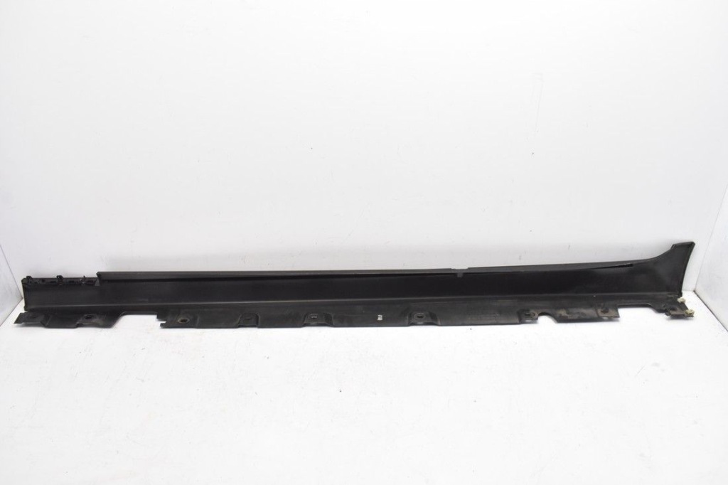 Накладка накладка порог правый  bmw f10 10r schwarz 2 Киев