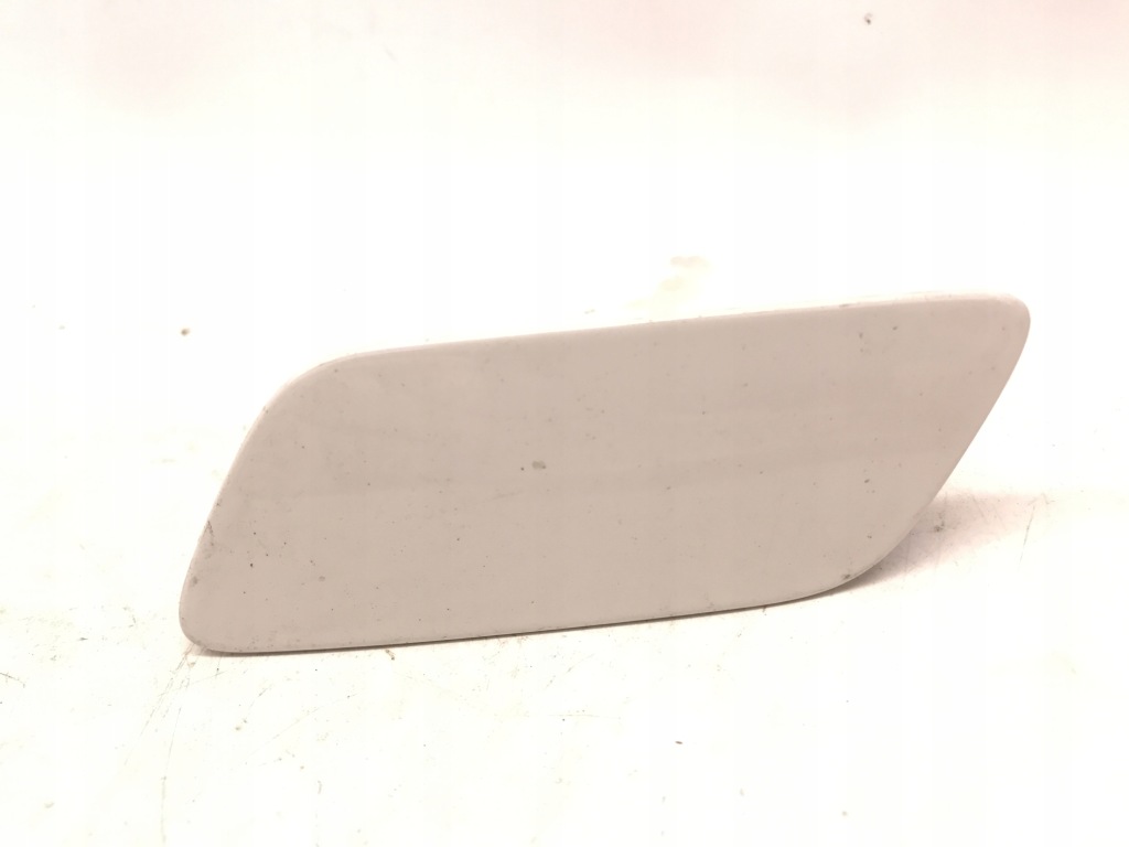 фото №1, Audi a1 gb 18- заглушка распылителя 82a807753