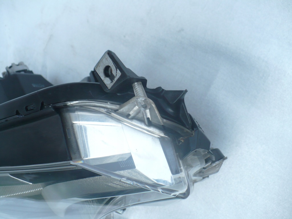 фото №3, Фара лампа правая toyota rav4 2015-18r led eu