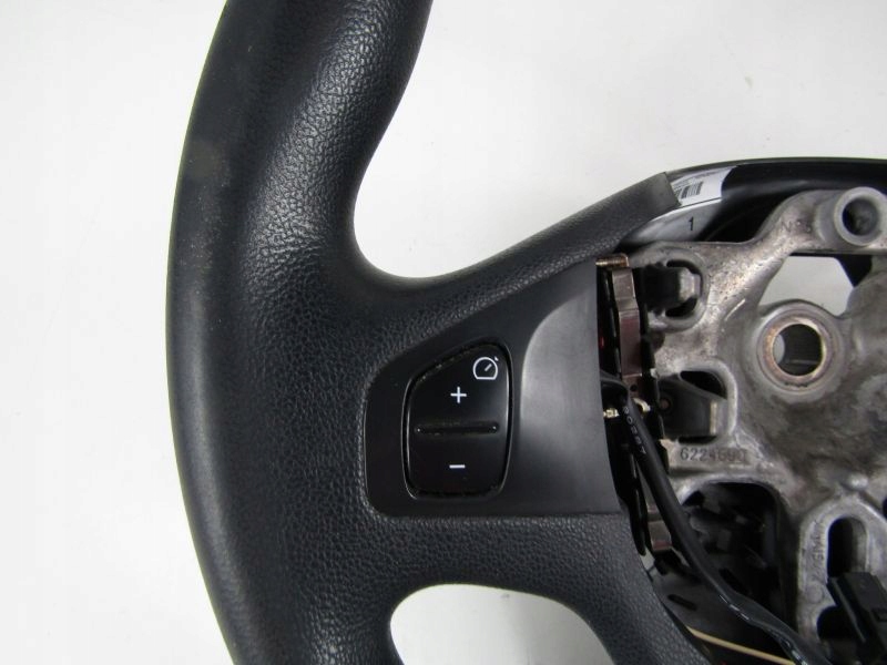 фото №11, Clio iv воздуховод 484003445r