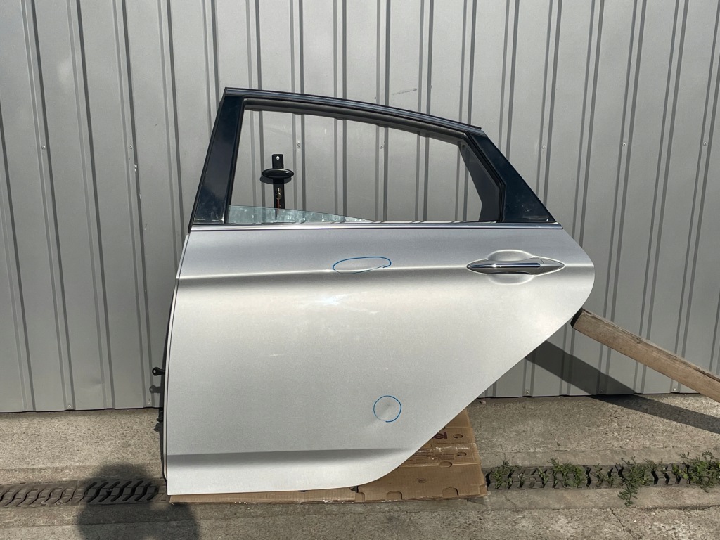 фото №1, Hyundai i40 sedan двері задні ліва сріблясті