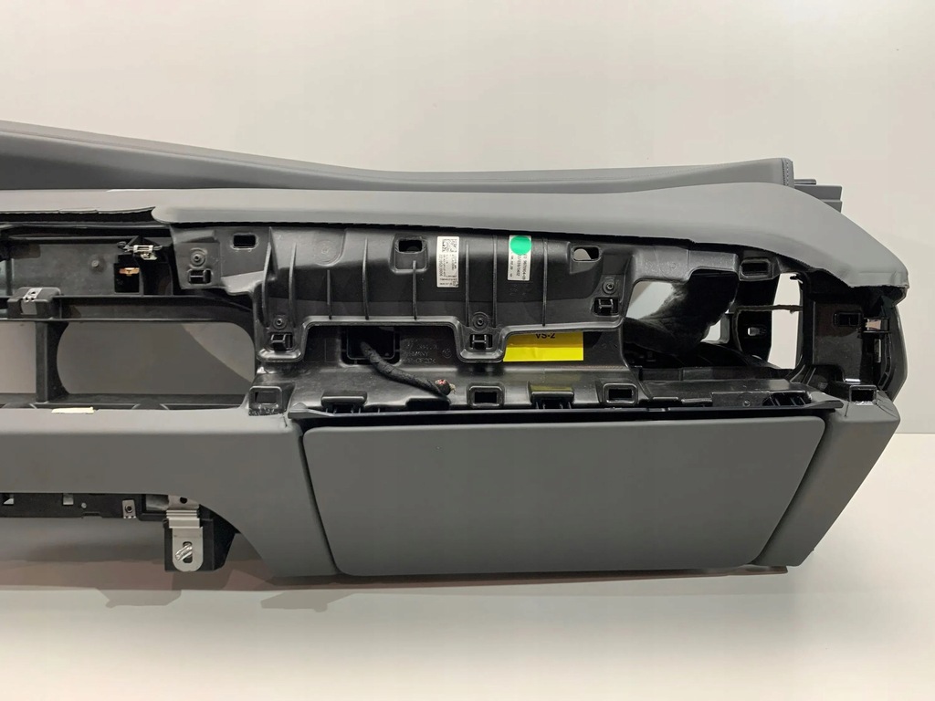 фото №5, Bmw 7 g70 приборная панель приборная консоль atlasgrau merino hud