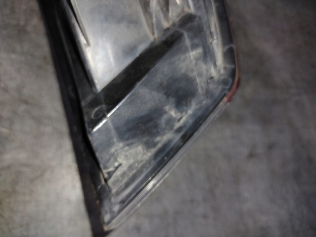 фото №10, Лампа права задня renault megane iii coupe