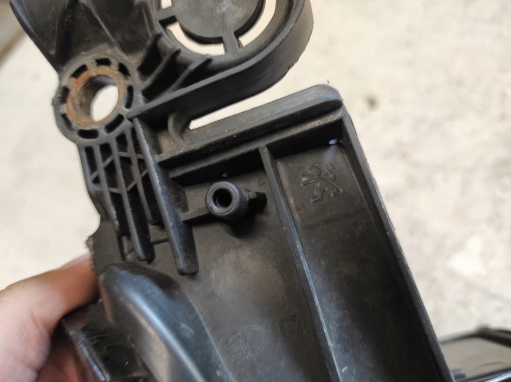 фото №10, Peugeot 308 2 ii t9 lift 17- лампа правая перед full led