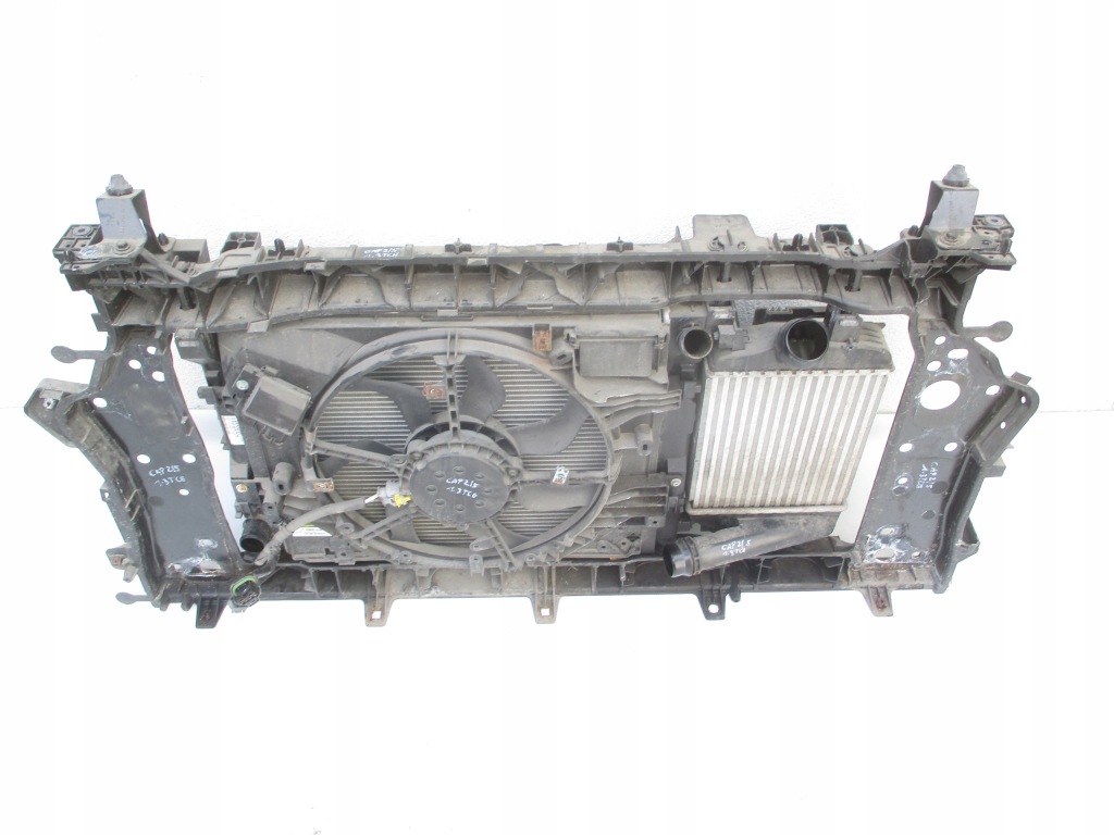 Renault captur ii радиатор воды кондиционер интеркулер ремень передний 1.0 tce Недорого