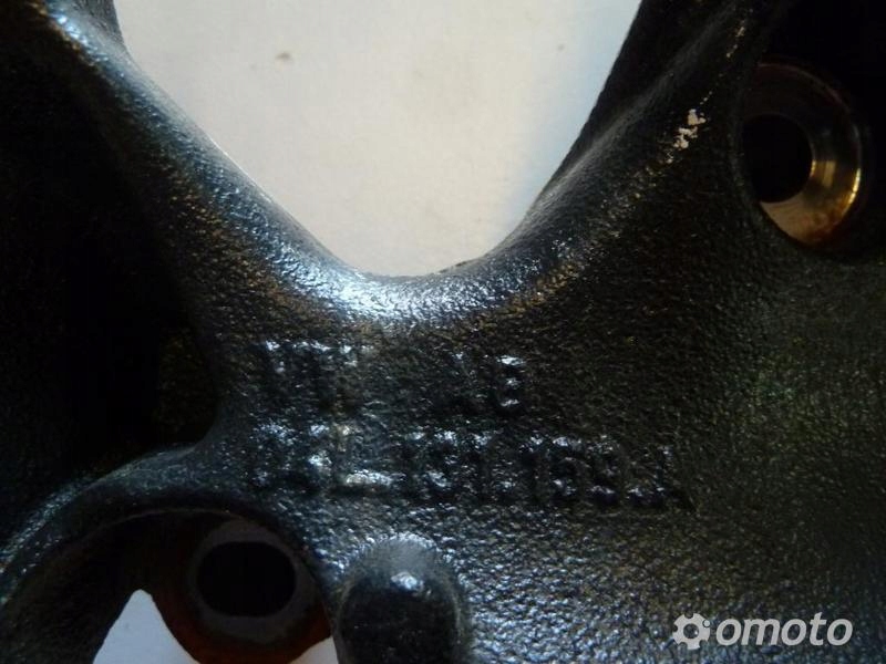 фото №4, Vw golf sportsvan кронштейн опора 04l131159a