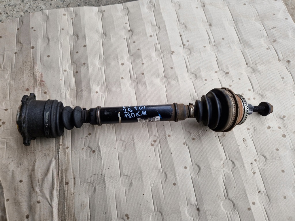 Купити Привідний вал ліва перед audi a6 c5 2.5 tdi 180km 4b0407271ap