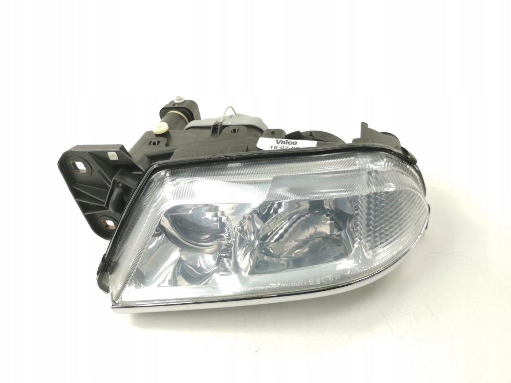 фото №2, Лампа левый перед alfa romeo 166 оригинальная aso