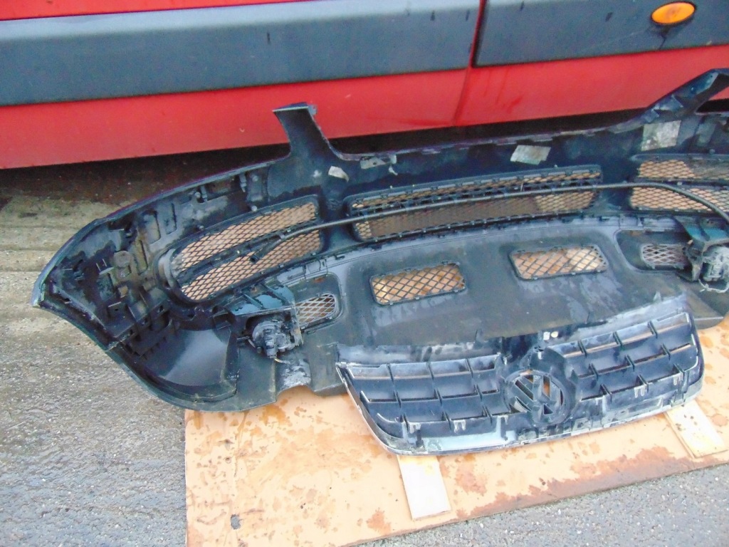 Бампер передок  передний vw touareg 7l под ксенон 7l6807217r Оригинал