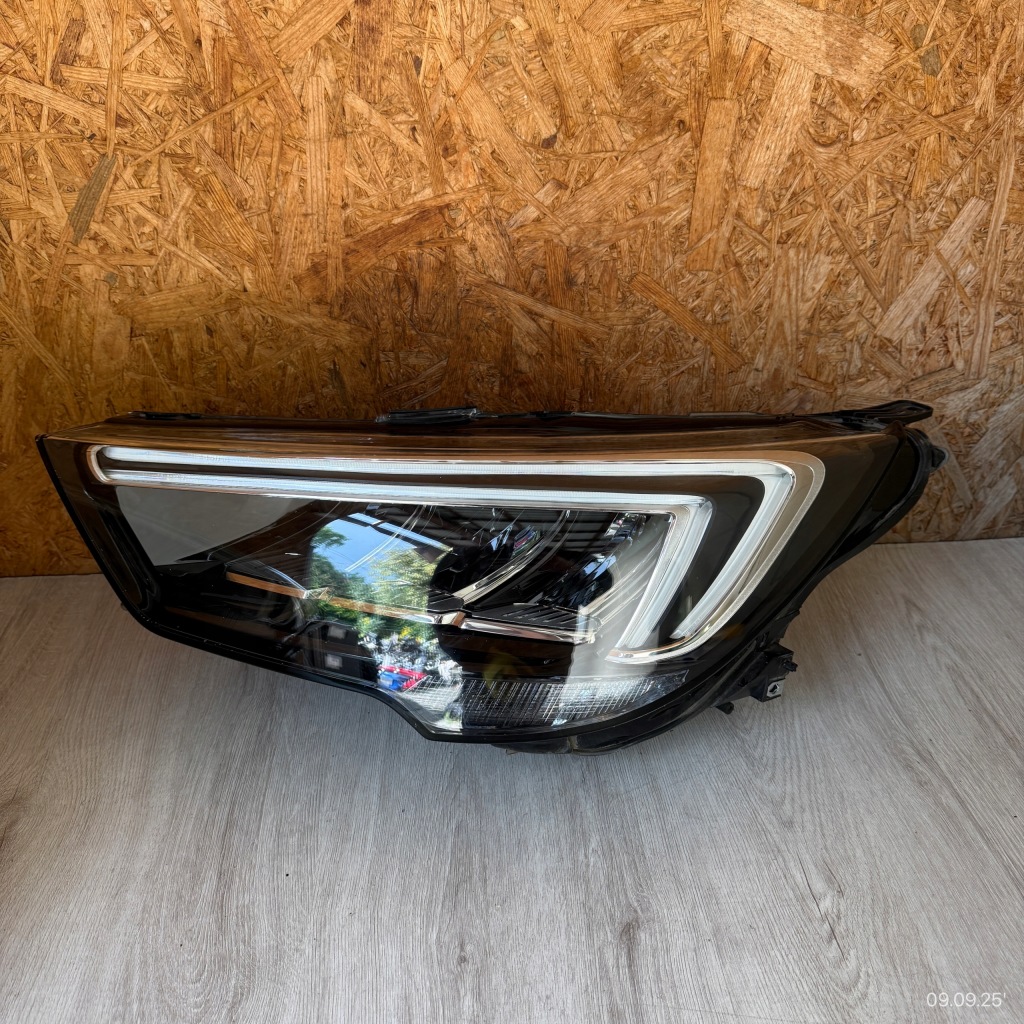 Фара левая правый  фары передние комплект opel crossland x рестайлинг  full led с Разборки