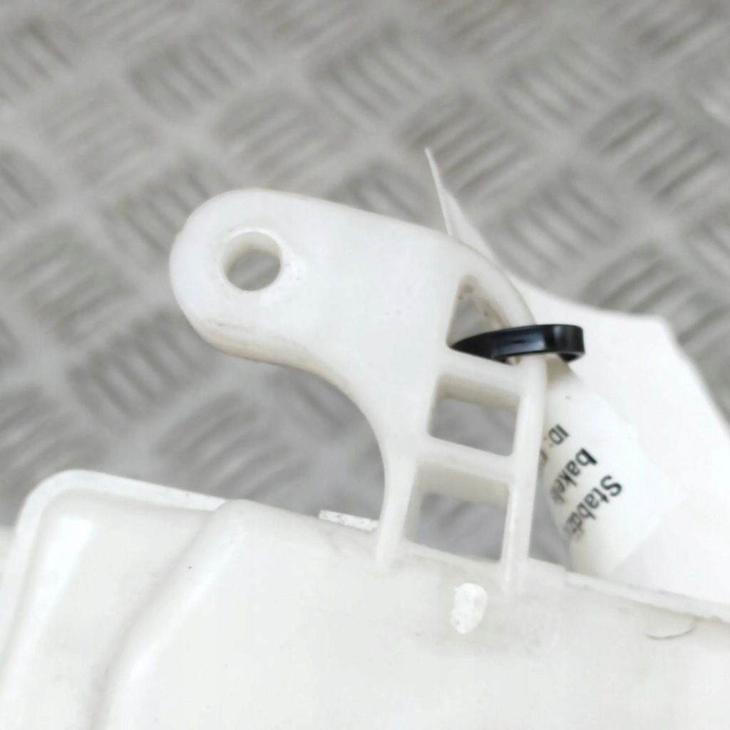 фото №6, Ford mustang mach-e 2023 бак жидкость тормозной