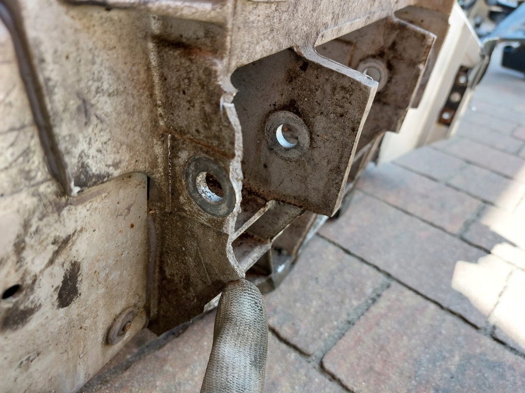 фото №10, Pas передній pdłożnica чашка підкрилок aston martin vantage 17r