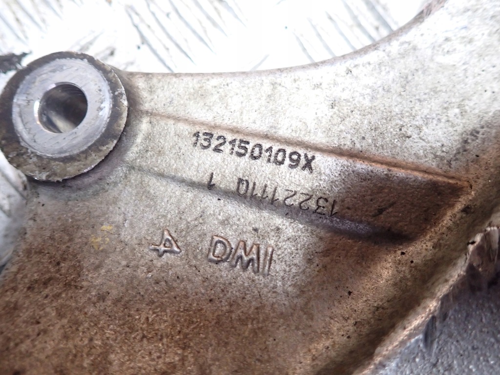 фото №6, Рычаг передний правый нижний dodge ram 4x4 09-