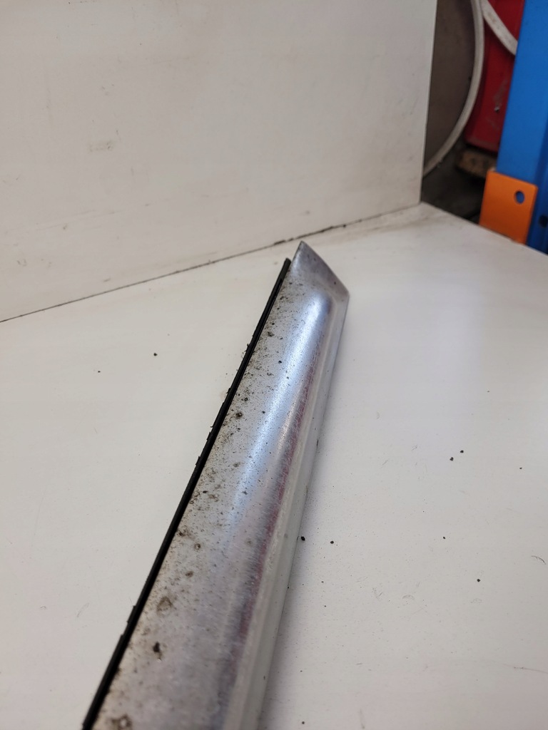 фото №5, Молдинг дверь левый перед audi a6 c6 allroad 4f9853959a