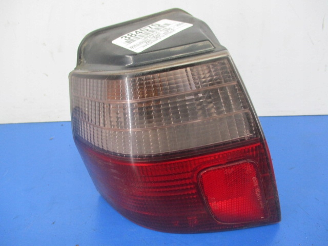 фото №1, Galant viii kombi лампа задняя левая оригинал крыла