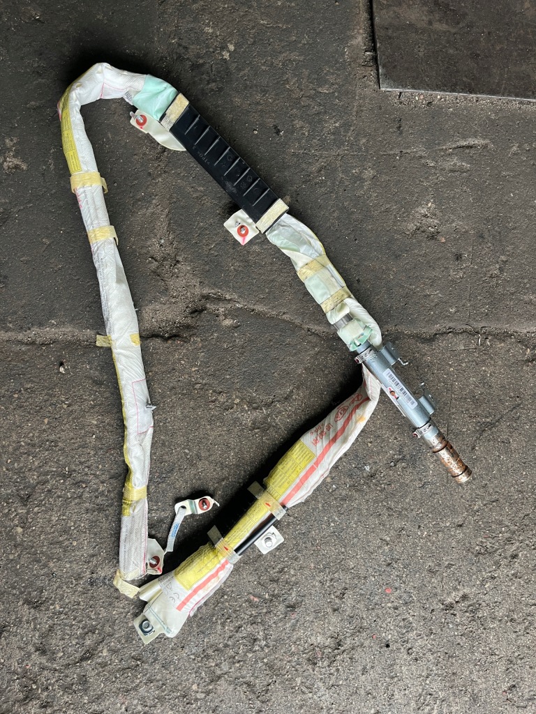 Купити 69 kia rio 3 шторка безпеки права