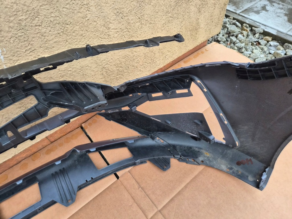 Бампер перед hyundai elantra vii рестайлінг  оригінал Оригінал