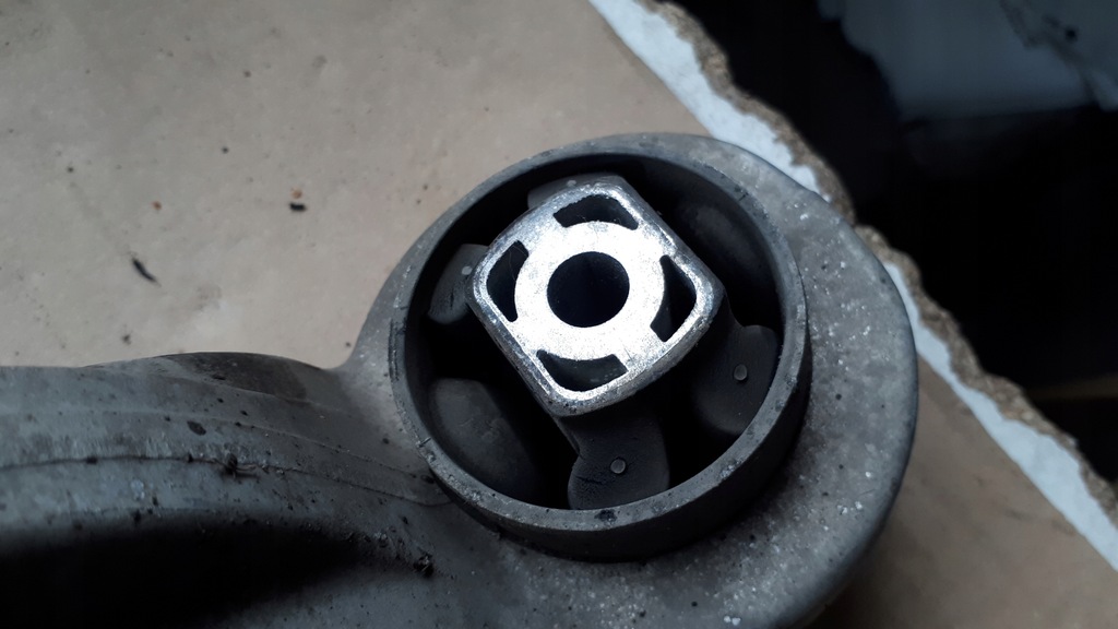 фото №7, S4 b8 a4 важіль лівий нижній 8k0407695f a5 q5 s4 s5