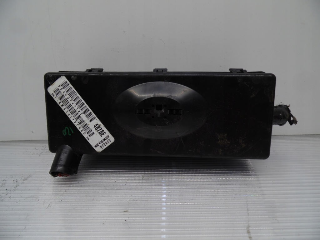 Купити Коробка запобіжників chrysler 300c p04607487