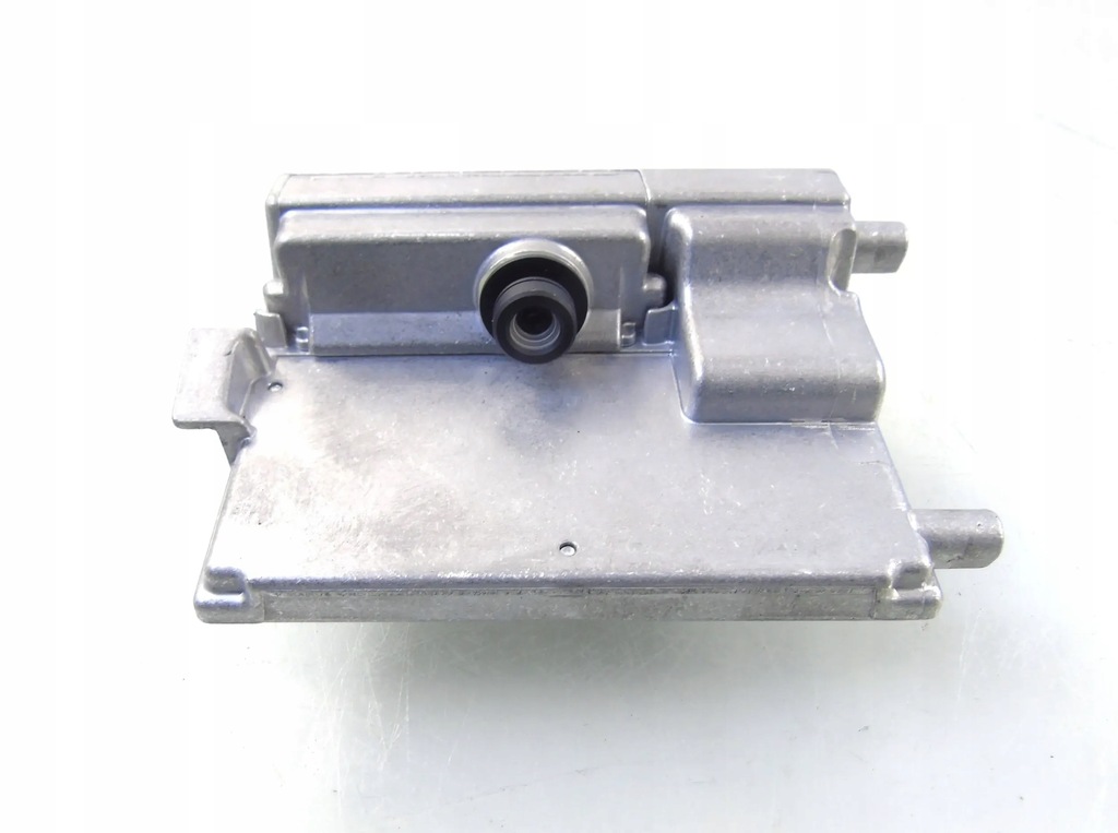 фото №1, Камера ассистент поперечина audi a1 ii 82a 2q0980653d