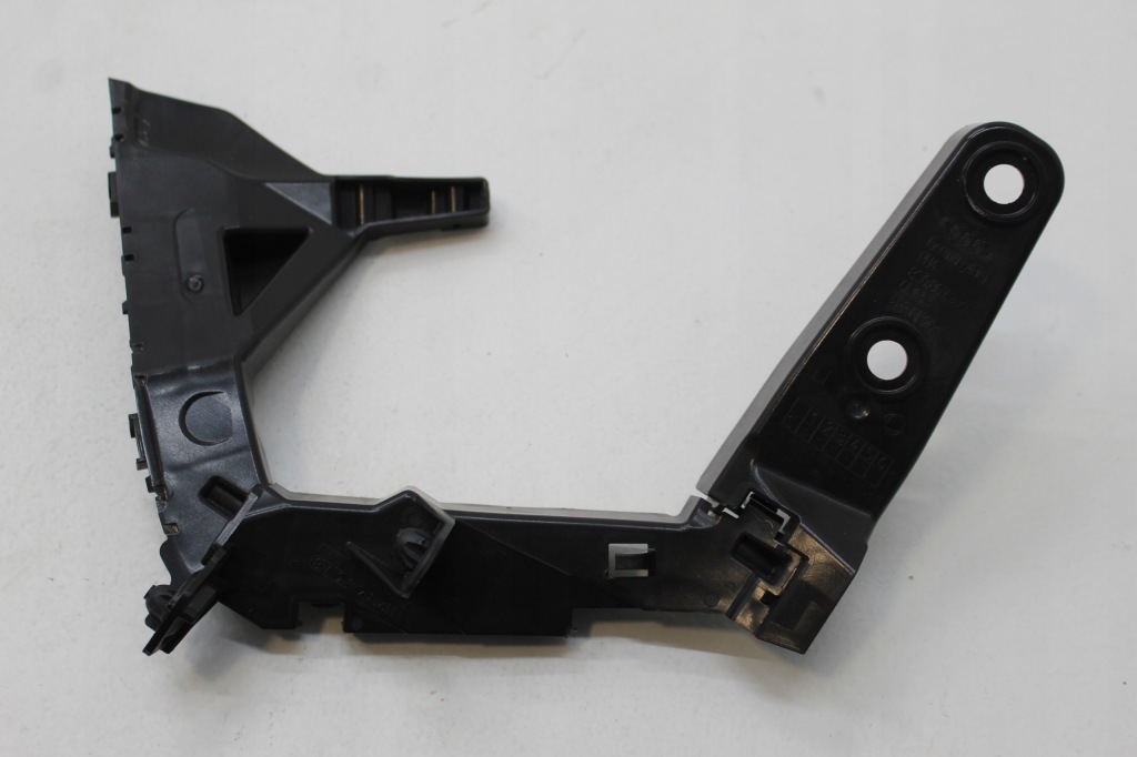 фото №1, Audi tt 8s напрямна бампера задня 8s0807571 8s0807375