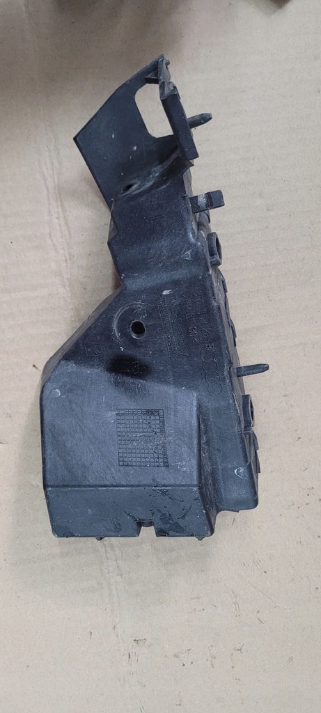 фото №7, Q5 8r sq5 напрямна кронштейн бампера лівий задня 8r0807283b