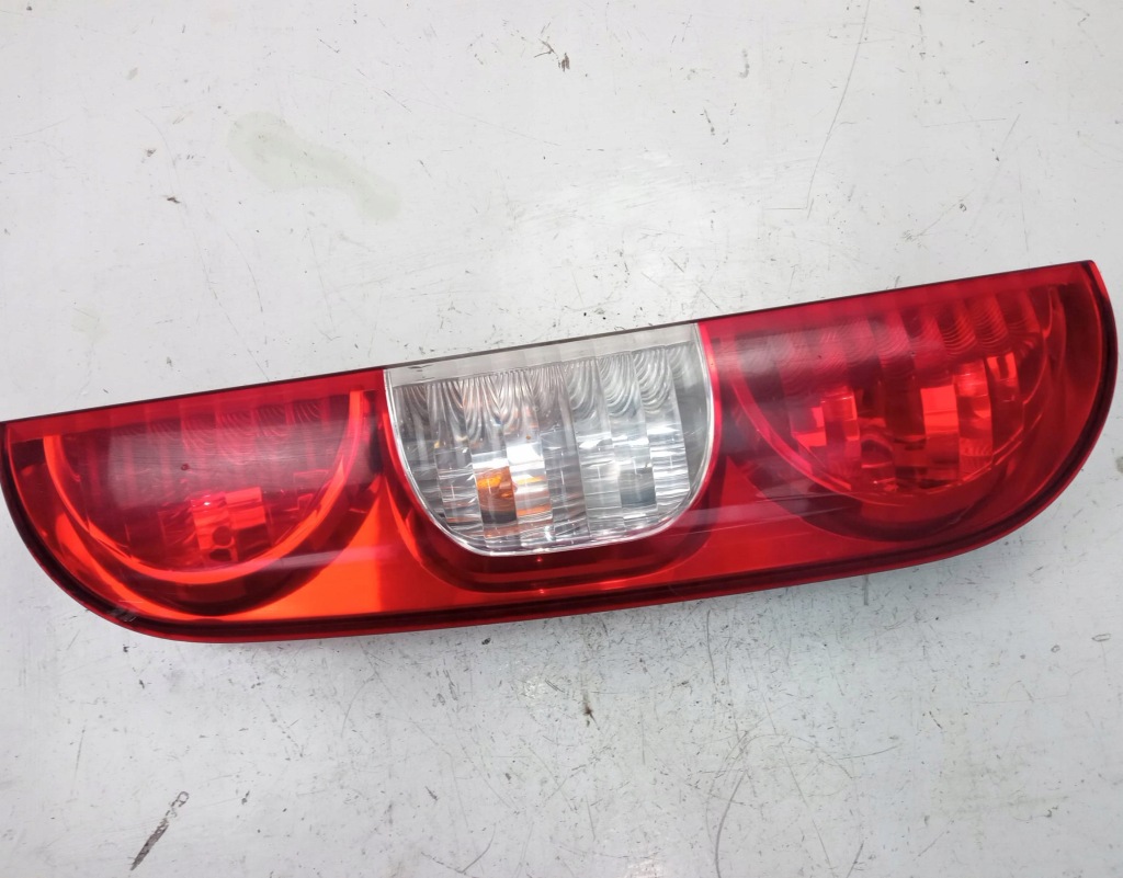 Купити Лампа ліва задня fiat doblo