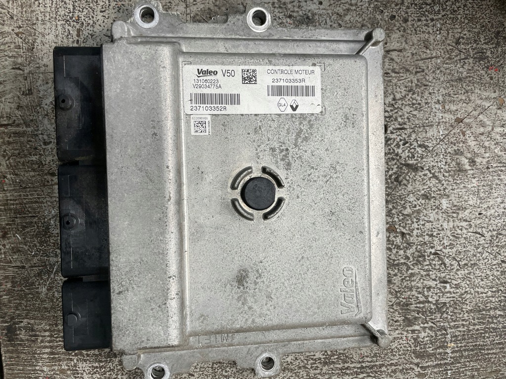 фото №1, Блок управления бортовой компьютер renault captur clio iv 0.9tce