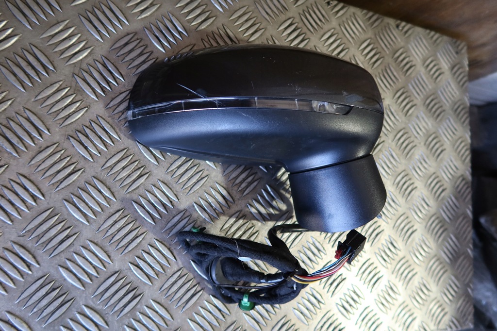 фото №10, Дзеркало праве audi a1 8x 8x1857410m europa