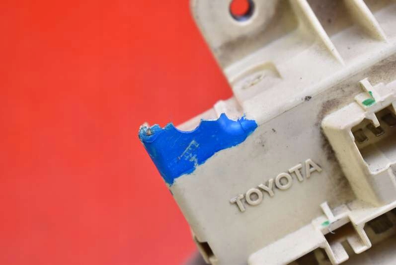 фото №16, Коробка предохранителей 82641-20190 toyota rav 4 1 i 2.0 16v 129 km 94-00